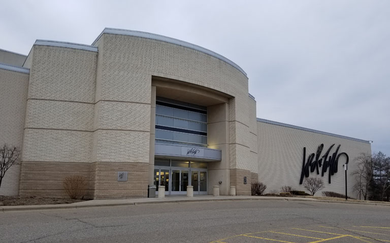 Lord + Taylor - Lakeside Mall - Sterling Heights, MI